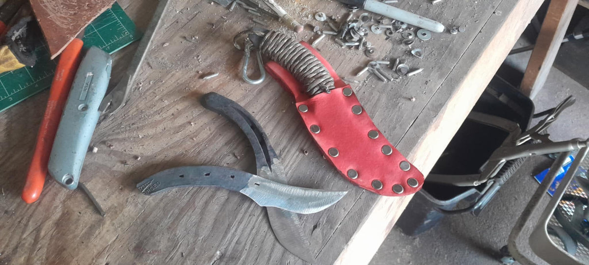 Hunter's knife edc